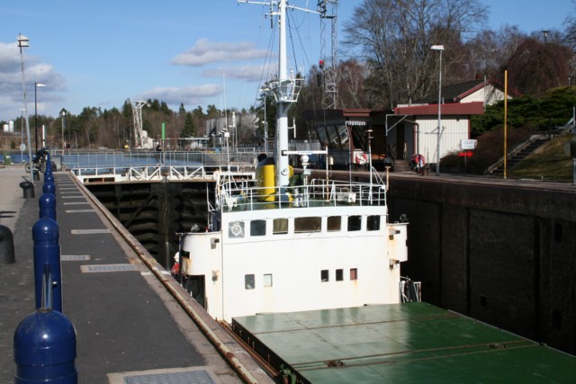 Ship is almost dissapearing (5/9)